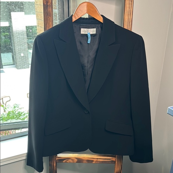 Tahari Jackets & Blazers - Tahari Black Blazer 14P